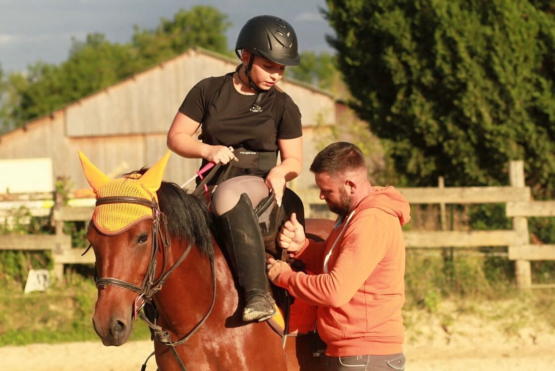Chauville Equestre