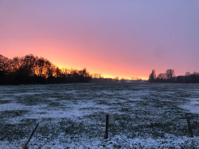 Lever de soleil hivernal - Rue de Chauville