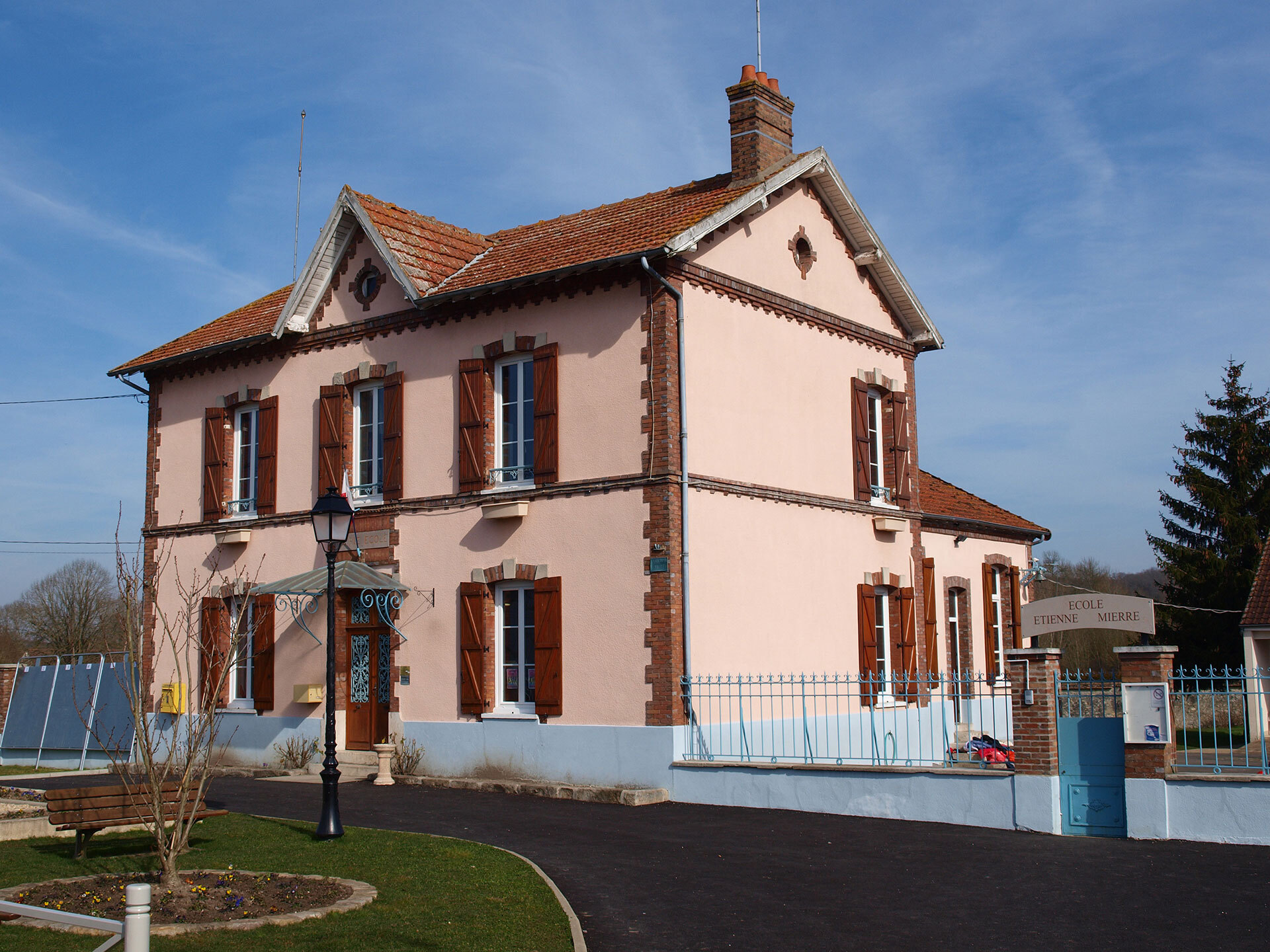 Mairie de Nonville